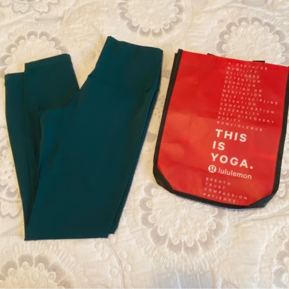 Lululemon align high rise crop size 4